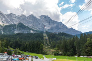 Eibseeseilbahn, Zugspitze, Zugspitzmassiv, 2962 m, höchster Berggifpfel Deutschlands, Wettersteingebirge, Ostalpen, Alpen, Garmisch-Partenkirchen, Bayern, Deutschland, Europa Eibseeseilbahn, Zugspitze, Zugspitzmassiv, 2962 m, höchster Berggifpfel Deutschlands, Wettersteingebirge, Ostalpen, Alpen, Garmisch-Partenkirchen, Bayern, Deutschland, Europa